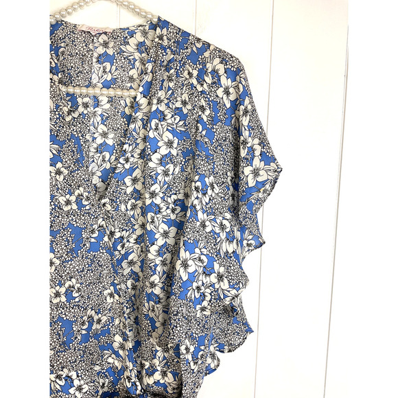 Parker Kory Blue Floral Waterfall Flutter Sleeve Wrap Blouse 100% Silk Size Med - Picture 5 of 9